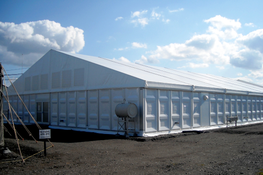 大型テント外装